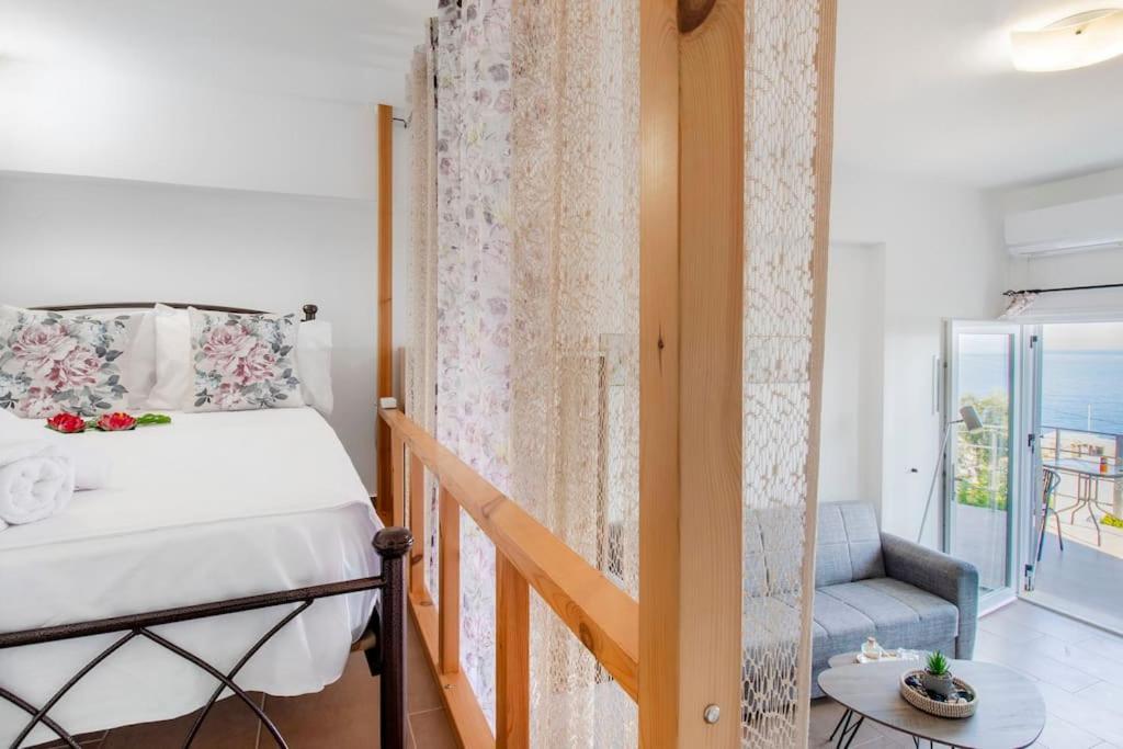 Seaview Loft In South Crete Διαμέρισμα Αχλιά